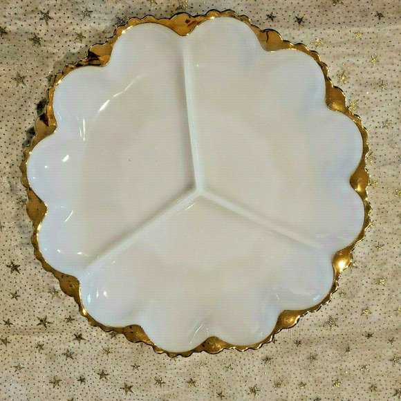 L@@K Beautiful Vintage Gold Trim White Milk Glass Divided Plate Dish ~ 10" Round - Picture 3 of 5